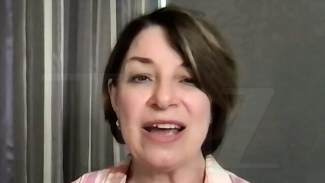 AM-KLOBUCHAR-08-21-2