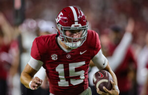 Anfitrião da ESPN apoia o Alabama QB Ty Simpson Anfitrião da ESPN apoia o Alabama QB Ty Simpson