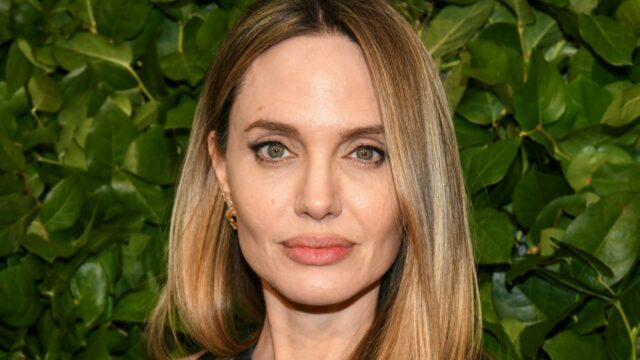 Angelina Jolie e Doug Liman mudam o thriller de espionagem 'a iniciativa'

