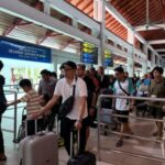 Após a erupção de 2 montanhas, os vôos no Aeroporto I Gusti Nguurah Rai Bali retornaram ao normal