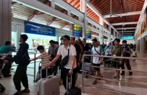 Após a erupção de 2 montanhas, os vôos no Aeroporto I Gusti Nguurah Rai Bali retornaram ao normal Após a erupção de 2 montanhas, os vôos no Aeroporto I Gusti Nguurah Rai Bali retornaram ao normal