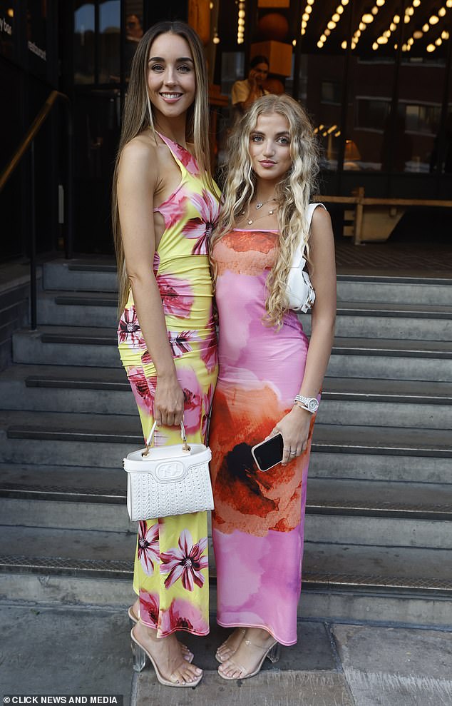 Após uma "infância infeliz", a princesa Andre tem uma profunda A princesa Andre tem um vínculo incrivelmente próximo de sua madrasta Emily, que criou uma casa 'segura e feliz' para ela desde que entrou em sua vida quando criança