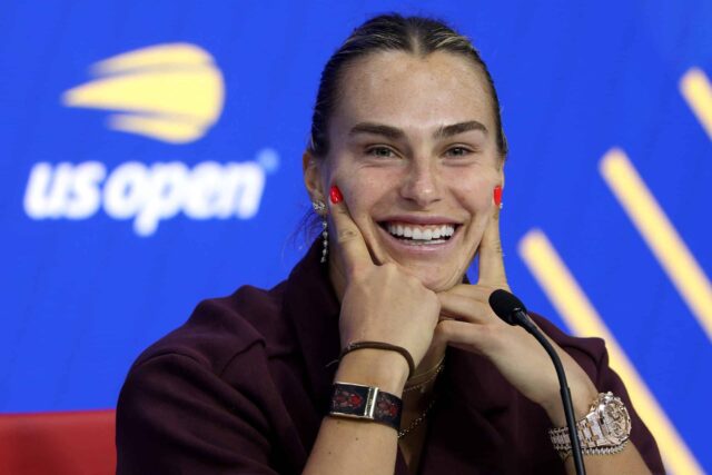 Aryna Sabalenka Fields Perguntas durante o Dia da Mídia, antes do Aberto dos EUA no Centro Nacional de Tênis da USTA Billie Jean King em 20 de agosto de 2025 na cidade de Nova York.