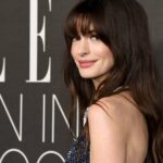 As botas de pele de cobra de Anne Hathaway nos deixam tão empolgadas com o outono, e esse torque de US $ 62 é quase idêntico