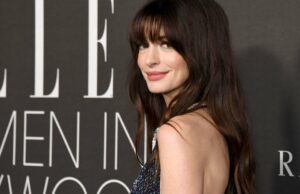 As botas de pele de cobra de Anne Hathaway nos deixam tão empolgadas com o outono, e esse torque de US $ 62 é quase idêntico As botas de pele de cobra de Anne Hathaway nos deixam tão empolgadas com o outono, e esse torque de US $ 62 é quase idêntico