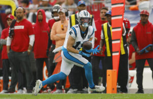 As contas abaixaram a colheita de pouso para dois subidas de Tow-Tempo Powl As contas abaixaram a colheita de pouso para dois subidas de Tow-Tempo Powl