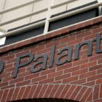 As faíscas de avaliação ultra extensas de Palantir estão preocupadas com os resultados