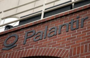 As faíscas de avaliação ultra extensas de Palantir estão preocupadas com os resultados As faíscas de avaliação ultra extensas de Palantir estão preocupadas com os resultados