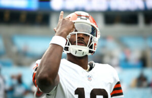 As palavras de 3 palavras relatam o primeiro NFL TD TD TD é a cabeça As palavras de 3 palavras relatam o primeiro NFL TD TD TD é a cabeça