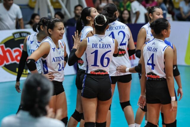 O Ateneo Blue Eagles reage depois de perder para a Universidade de San Carlos, na perna de Cebu da Super League (SSL) da Shakey (SSL), no sábado. USC