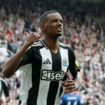 Atualização de transferência ISAK - O atacante de Newcastle sozinho não está disponível para abrir a Premier League