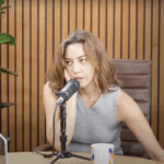 Aubrey Plaza fala sobre sua dor no podcast de Amy Poehler