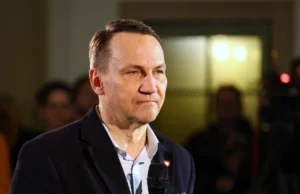 Barcaça. O político americano responde ao ministro de Sikorski Barcaça. O político americano responde ao ministro de Sikorski