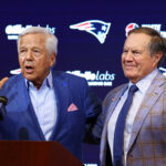 Belichick tira uma chance de Krafts enquanto se prepara para a temporada na UNC