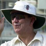 Bob Simpson, ex -capitão e treinador da Austrália, passa 89 anos aos 89 anos