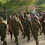 Break: Celebração a 25 Terroristas ISWAP / JAS Submissão ao anfitrião nigeriano no estado popular do estado do norte