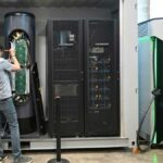 Britânico da Grade da Grã -Bretanha no Valas para manter as luzes acesas