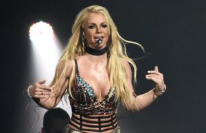 Britney Spears posa nua para a última foto do Instagram Britney Spears posa nua para a última foto do Instagram