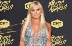 Brooke Hogan se lembra dos comentários “prejudiciais” e “calos” de Hulk Hogan Brooke Hogan se lembra dos comentários "prejudiciais" e "calos" de Hulk Hogan