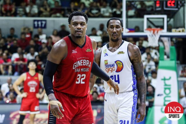 Justin Brownlee e Rondae Hollis-Jefferson, duas das melhores importações da batalha do PBA, nas finais da Copa do Comissário.