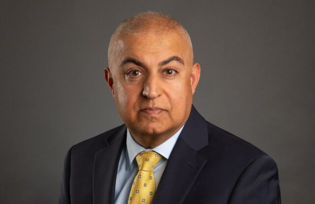 Raj Vaswani, um veterano de 31 anos do Departamento de Polícia de São Francisco, foi selecionado para atuar como chefe de polícia de Burlingame, anunciou a cidade na quinta-feira, 31 de julho de 2025.