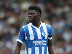 O “custo razoável” de Carlos Baleba em 2026, enquanto o Male United fica pensando em barganha de janeiro Carlos Baleba jogou por Brighton em agosto de 2025, contra o Fulham