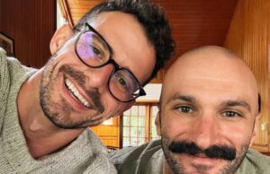 Casal de ‘Provavelmente este’ nega alegações de trapaça depois de anunciar a divisão Bachelor S Caila Quinn reage aos rumores O marido Nick Burrello está trapaceando 074