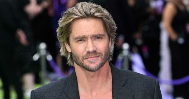 Chad Michael Murray ainda tem seu guarda -roupa de Riverdale, incluindo o icônico macaco de Edgar Evernever
