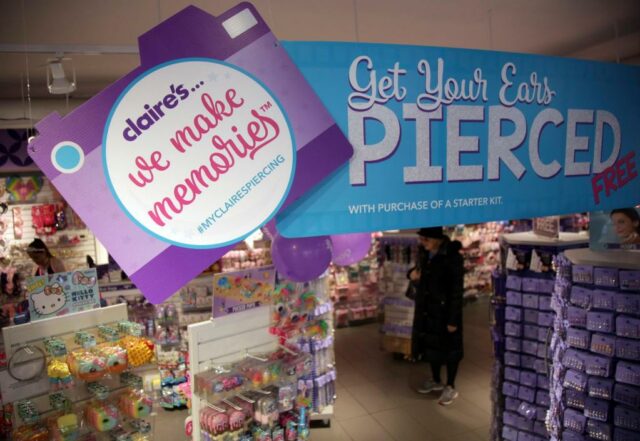 Claire's, conhecido pelo piercing de milhões de adolescentes, arquivos para o capítulo 11, 2ª vez desde 2018

