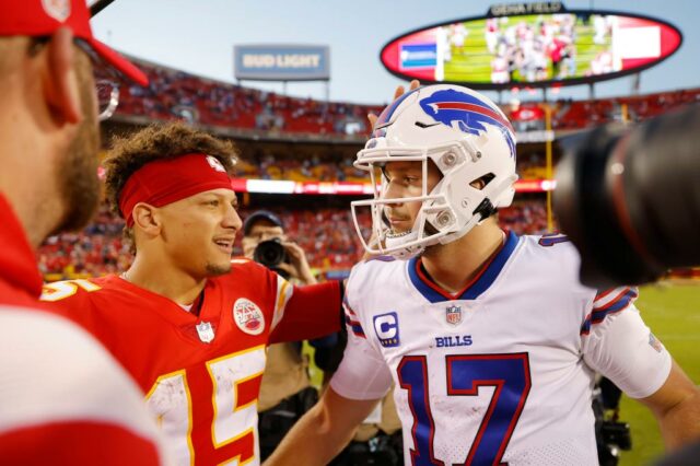 Classificação de 32 zagueiro inicial da NFL, de Patrick Mahomes a todos os outros

