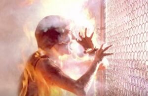 Como a bomba nuclear de Hiroshima inspirou um dos franqueados de filmes mais icônicos do mundo A sequência assustadora do pesadelo no Terminator 2: Judment Day, quando o personagem de Linda Hamilton, Sarah Connor, tem um sonho de uma adaptação nuclear