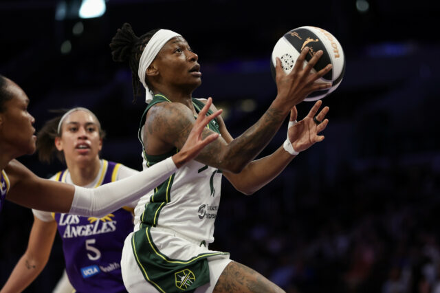 Como você parece Los Angeles Sparks vs. Seattle Storm: Live Stream WNBA, TV Channel

