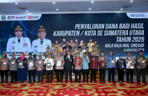 Comprometido com a dívida do DBH: o governo da província paga RP674 bilhões ao Regency/City, Bobby Nasuity quer que o programa do governo seja suave Comprometido com a dívida do DBH: o governo da província paga RP674 bilhões ao Regency/City, Bobby Nasuity quer que o programa do governo seja suave