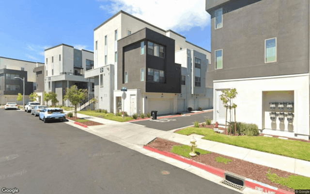 6803 Court Vector - Google Street View