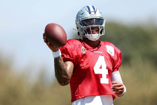 Cowboy QB faz uma declaração positiva na saga Micah Parsons

