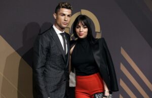 Cristiano Ronaldo está comprometido com a parceira de longa data Georgina Rodriguez Cristiano Ronaldo está comprometido com a parceira de longa data Georgina Rodriguez