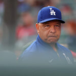 Dave Roberts fala sobre a necessidade de Dodgers de 'urgente' como um Padres ameaçam os teares