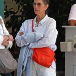 Uma atriz que fez fama na década de 1980, mas desde então voltou dos olhos do público e se tornou um bilionário não reconhecível quando foi descoberta nesta semana
