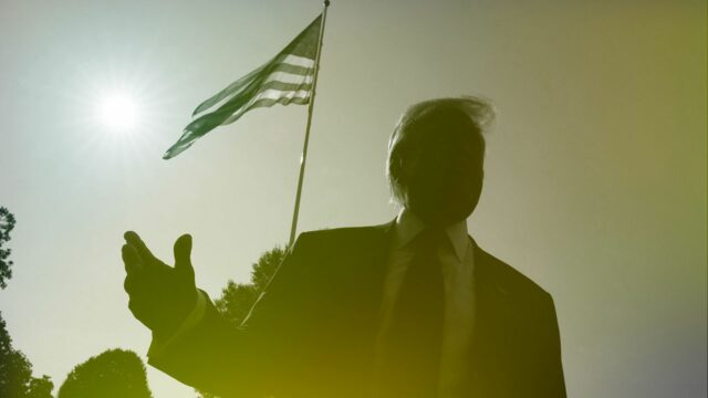 De fato, a mordida econômica Trump e suas políticas comerciais de proteção

