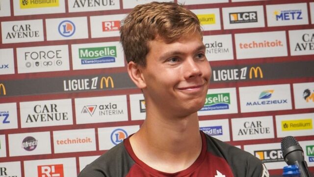 De um professor de substituição ao goleiro da Liga 1: encontre a nova assinatura de Metz, Jonathan Fisher

