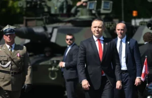 Defilada do Exército Polonês 2025. Centenas de peças de equipamentos e veículos nas ruas da capital Defilada do Exército Polonês 2025. Centenas de peças de equipamentos e veículos nas ruas da capital