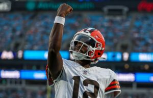 Deion Sanders, LeBron James Buzz nas redes sociais sobre estréia na NFL de Shedeur Sanders Deion Sanders, LeBron James Buzz nas redes sociais sobre estréia na NFL de Shedeur Sanders