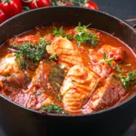 Delicioso jantar para sexta -feira. Damos uma receita, cozinhe - ensopado de peixe brasileiro