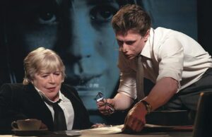 Depoimento ‘Broken English’: Marianne Faithfull obtém um documrama sombrio e desafiador Andrew Garfield, Luca Guadagnino, Julia Roberts, Ayo Edebiri e Malik Hassan Sayed