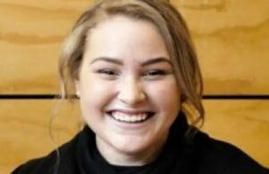 Depois de perder sua tentativa de esconder o ato, um professor do ensino médio foi identificado como tendo preparado e abusado de um aluno. Myah Leanie Adams (foto) preparou e abusou sexualmente de 15 anos de idade, estudante