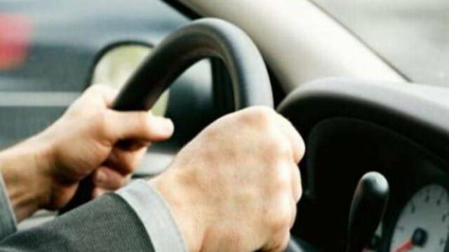 Dirigir casualmente em uma faixa rápida pode ser multada com RP2 milhões

