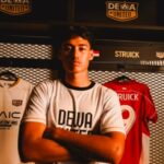 Disse o treinador de Dewa United sobre a estréia de Rafael Struick quando ele foi espancado por Malut United