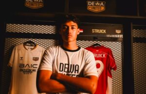 Disse o treinador de Dewa United sobre a estréia de Rafael Struick quando ele foi espancado por Malut United Disse o treinador de Dewa United sobre a estréia de Rafael Struick quando ele foi espancado por Malut United