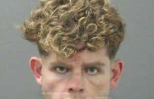 Dois assassinatos são suspeitos de dois assassinatos depois de esfaquear as esposas do casal Andrew James McGann Washington County Sheriff 2