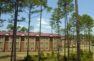 Dramatic 911 Audio lançado depois que o soldado atira em cinco em erupções assustadoras na Base do Exército dos EUA: Atualizações ao vivo Dramatic 911 Audio lançado depois que o soldado atira em cinco em erupções assustadoras na Base do Exército dos EUA: Atualizações ao vivo